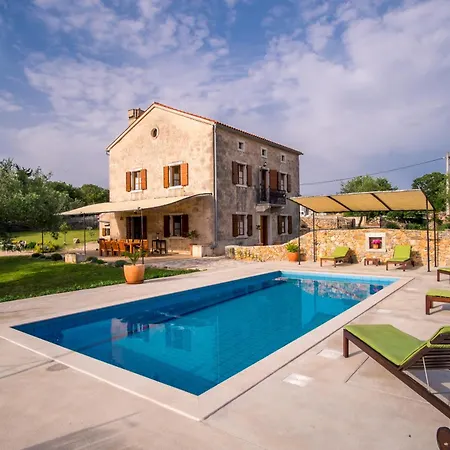 With Pool, Olive Garden And Sea View By Traveler Tourist Agency Krk - Id 2147 * Skrbčići