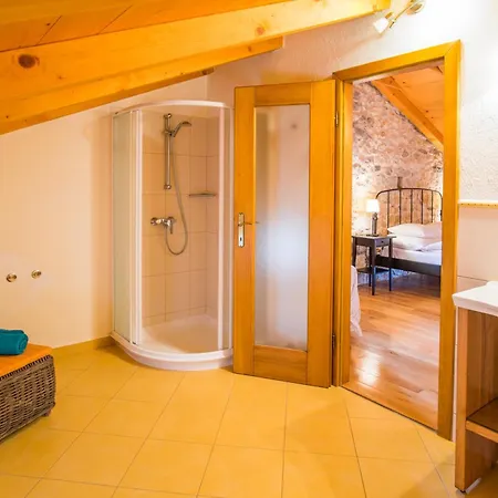 וילה With Pool, Olive Garden And Sea View By Traveler Tourist Agency Krk - Id 2147 *