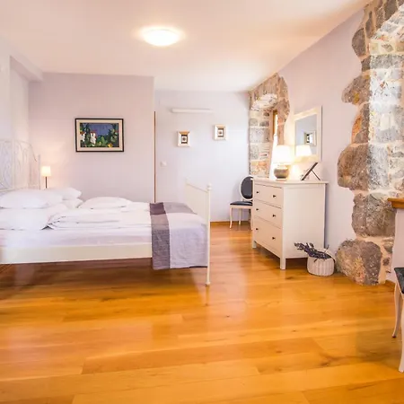 With Pool, Olive Garden And Sea View By Traveler Tourist Agency Krk - Id 2147 וילה Skrbčići