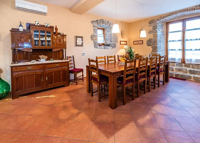 فيلة With Pool, Olive Garden And Sea View By Traveler Tourist Agency Krk - Id 2147 Skrbčići