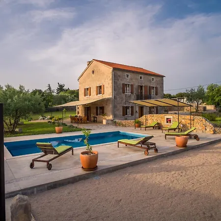 With Pool, Olive Garden And Sea View By Traveler Tourist Agency Krk - Id 2147 * Skrbčići