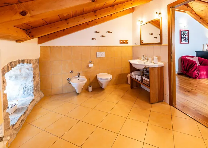 Villa With Pool, Olive Garden And Sea View By Traveler Tourist Agency Krk - Id 2147 Skrbčići