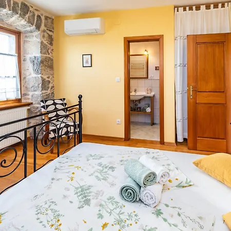 With Pool, Olive Garden And Sea View By Traveler Tourist Agency Krk - Id 2147 Вилла *