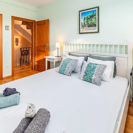 With Pool, Olive Garden And Sea View By Traveler Tourist Agency Krk - Id 2147 Вилла Skrbcici